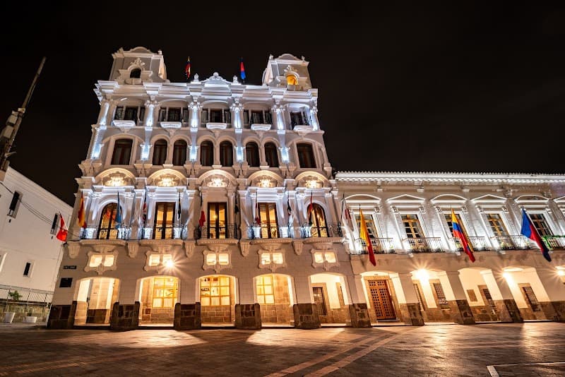 Hotel Plaza Grande | Quito - Ecuador photo