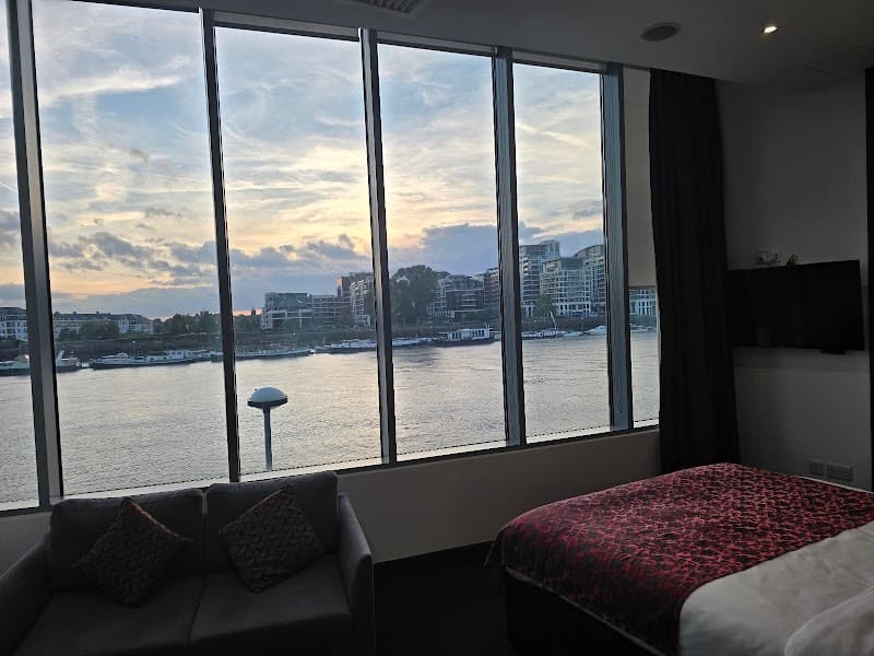 Hotel Rafayel London photo