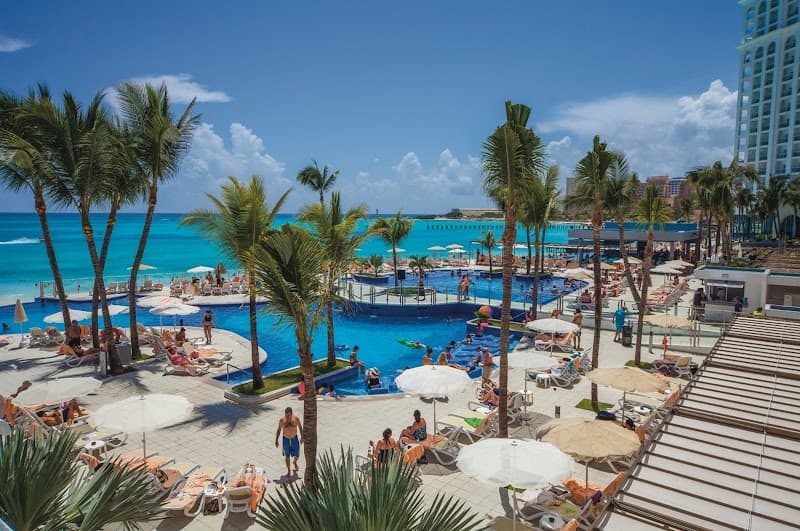 Hotel Riu Cancun photo