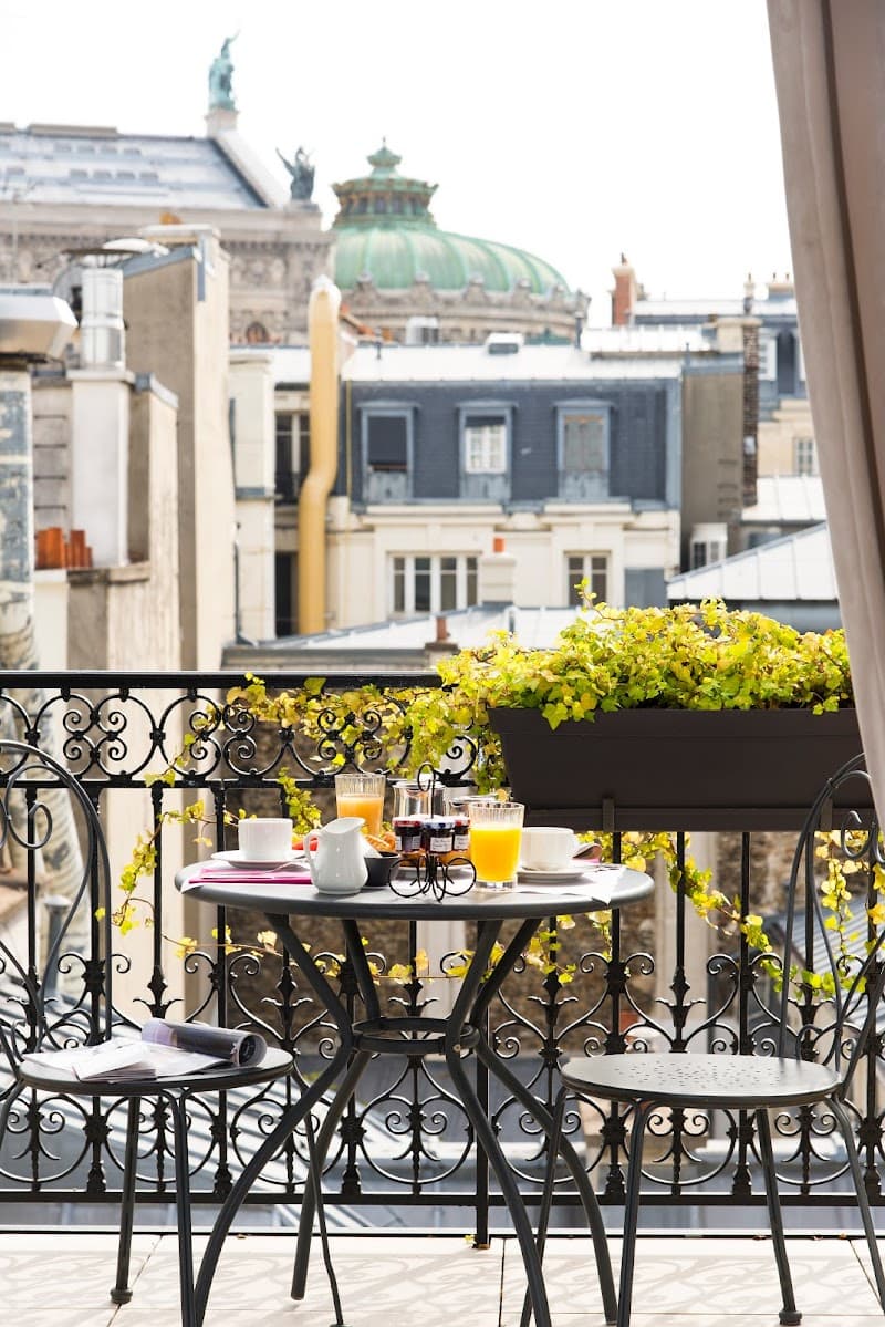 Hotel Saint-Petersbourg Opera & SPA Paris photo