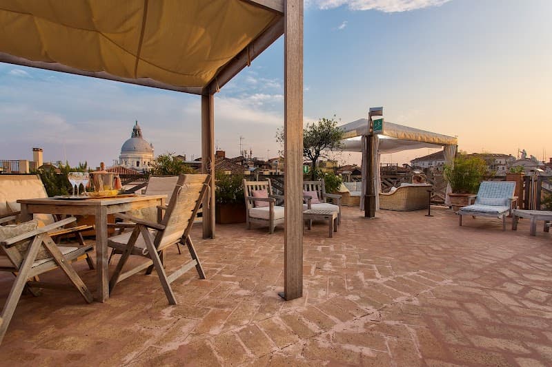 Hotel Saturnia & International Venezia Venice photo