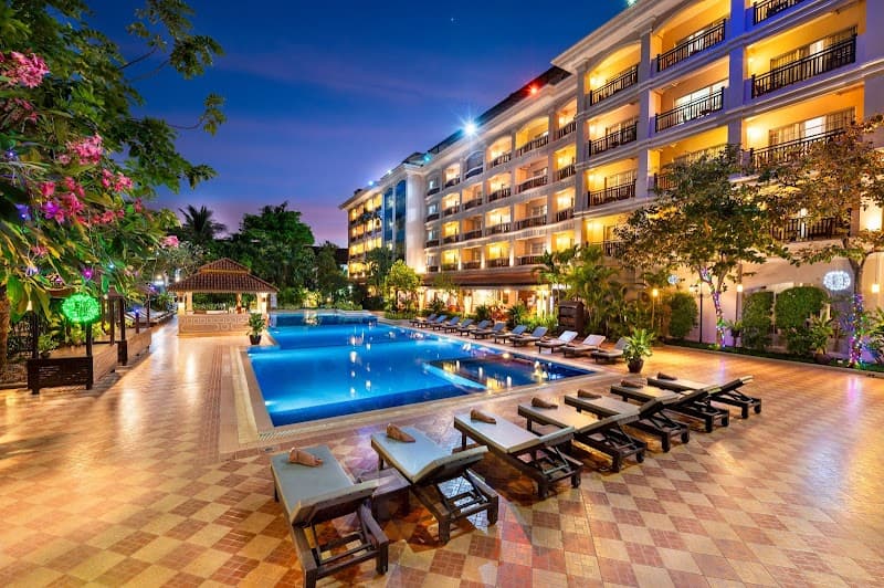 Hotel Somadevi Angkor Resort & Spa Siem Reap photo