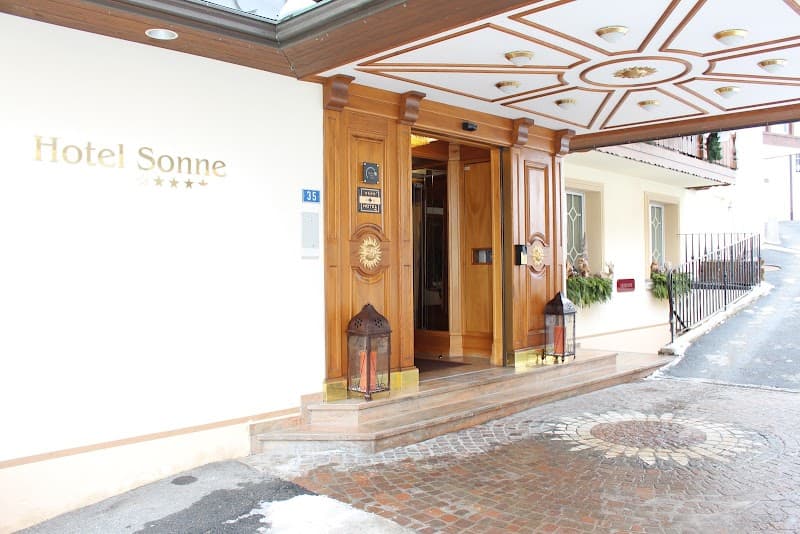 Hotel Sonne Zermatt photo