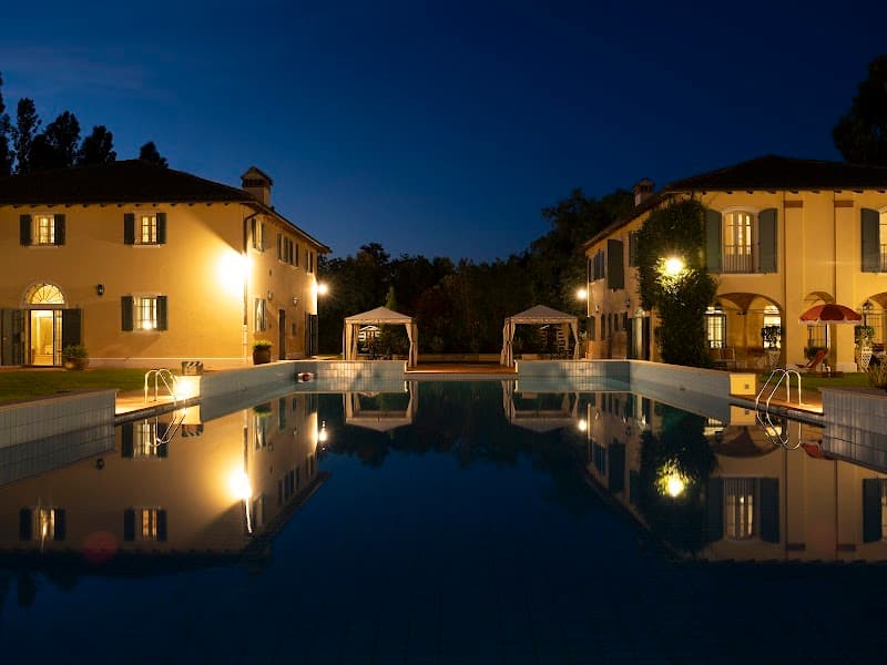 Hotel Spa by Beauty Revolution Cento photo