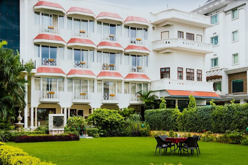 Hotel Surya, Kaiser Palace Varanasi photo