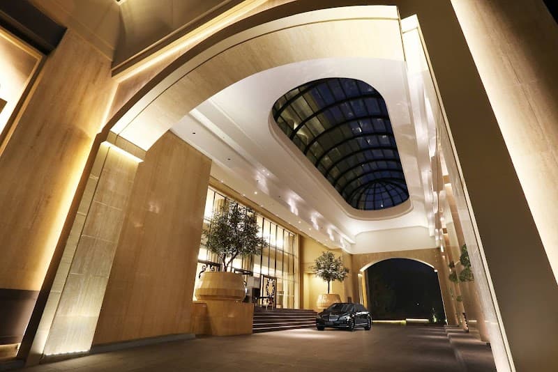 Hotel Tentrem Yogyakarta photo