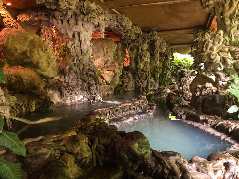 Hotel Tjampuhan Spa Ubud photo