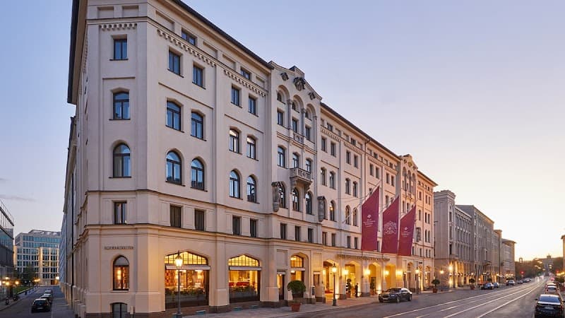 Hotel Vier Jahreszeiten Kempinski München Munich photo