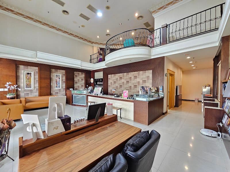 Huafu Orthopedic Clinic Taichung City photo