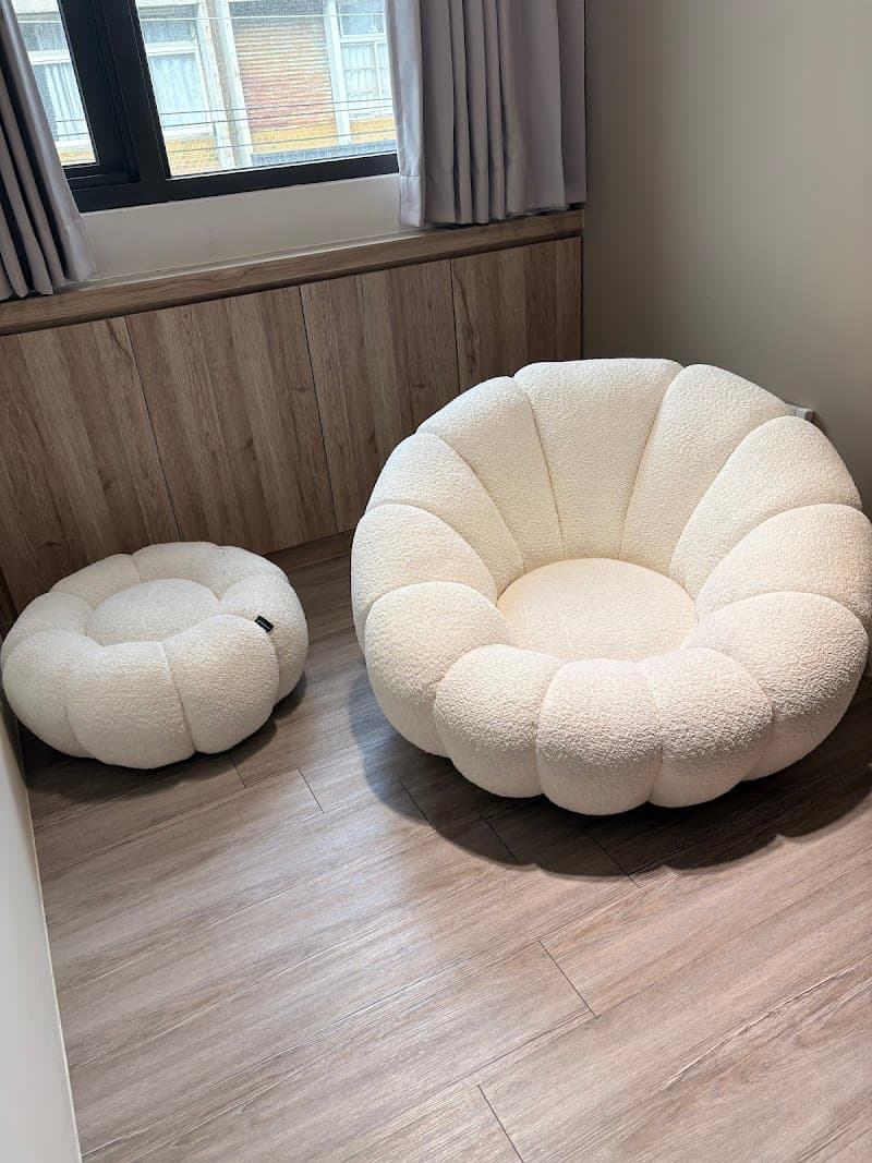 Hualien - Enjoy Spa Fashion Aesthetics / Beauty and Body / Hot Wax Skin Care / Stress Relief Massage / Ear Candle Ear Cleaning / Natural Eyelash Curl / Herbal Moxibustion / Intimate Care / Technical Training Xincheng Township photo