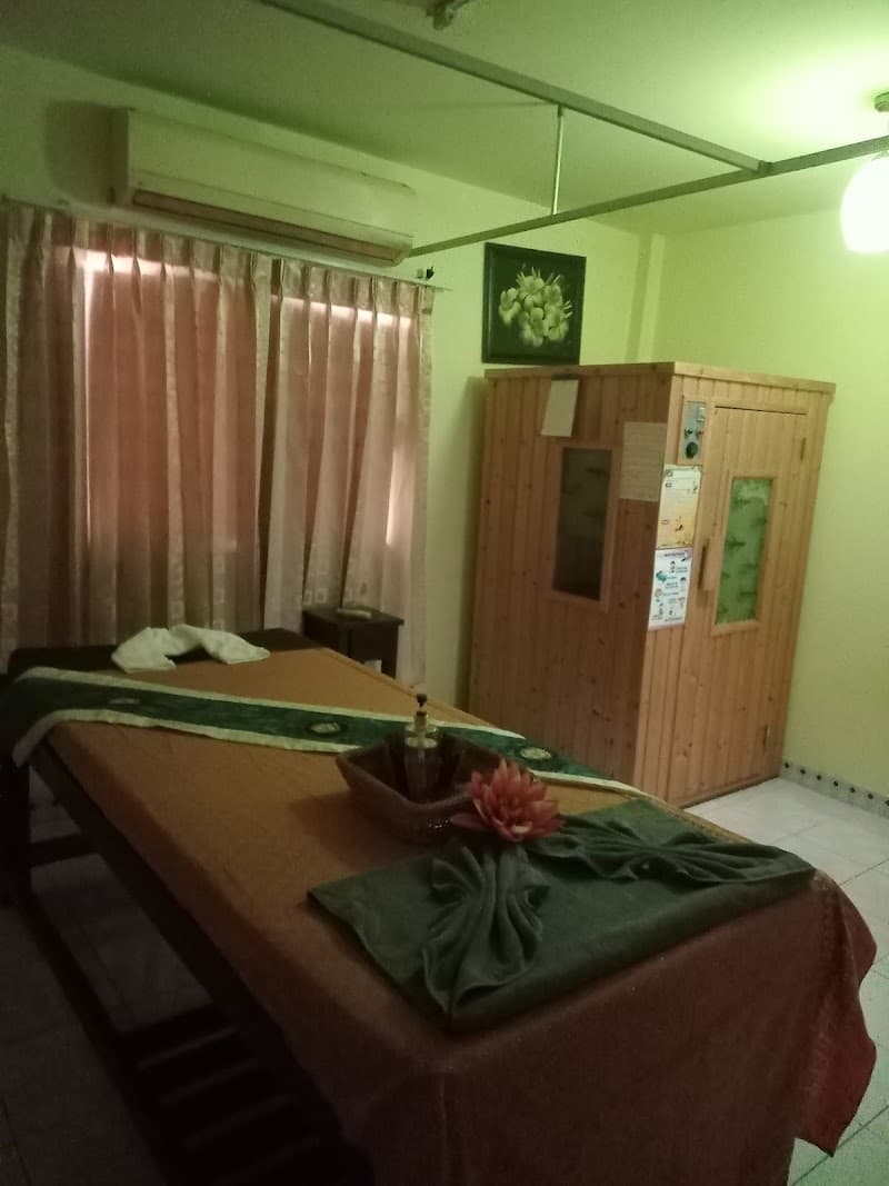 Huan Kham Massage Shop Health Massage Bangkok photo