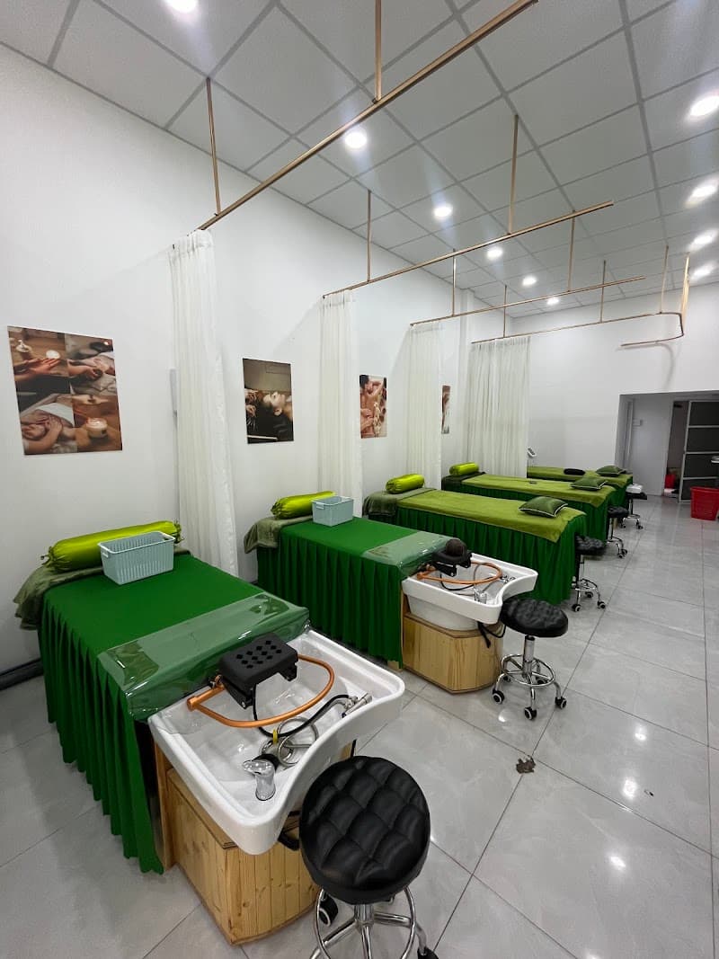 HueTruong Beauty- Nail Mi Gội đầu dưỡng sinh Quận 12 photo