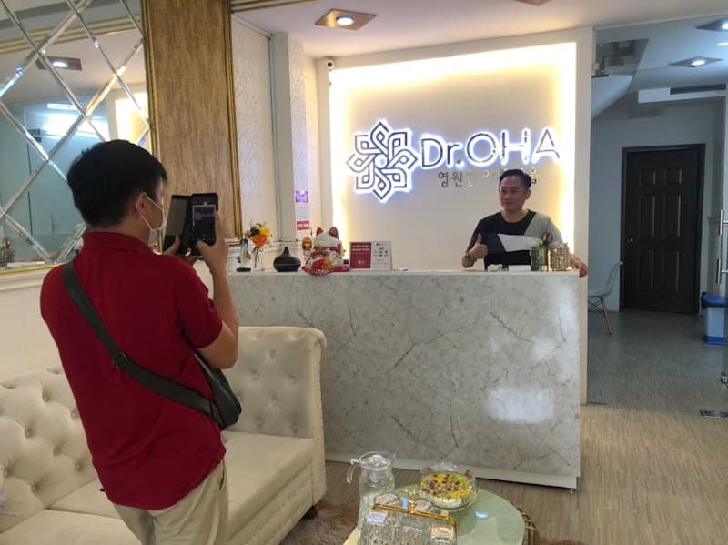 Hường Trần - Viện Xoá Sửa Lông Mày Phong Thuỷ Quận Gò Vấp photo