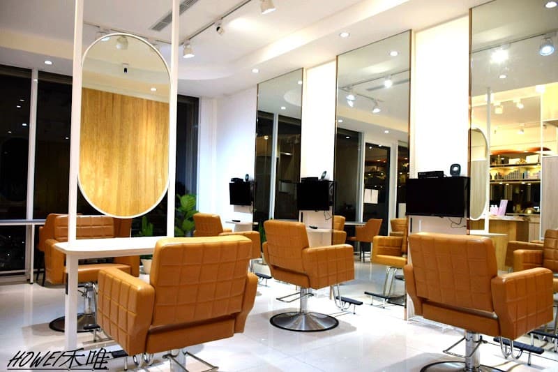 Huwei Manqi Styling Salon Huwei Township photo
