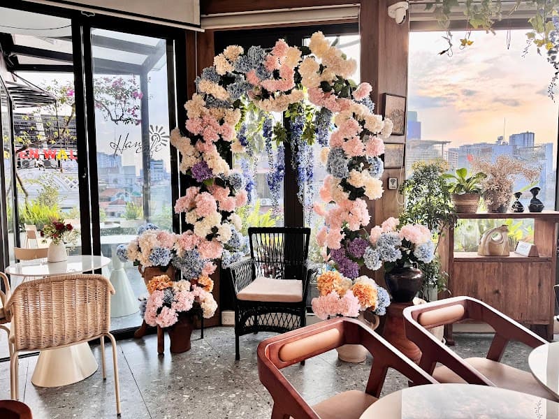 Huyền Hana - Tắm trắng cafe Hana Quận Cầu Giấy photo
