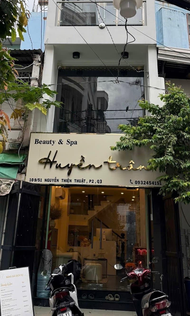 HuyỀN TrÂN Beauty Quận 3 photo
