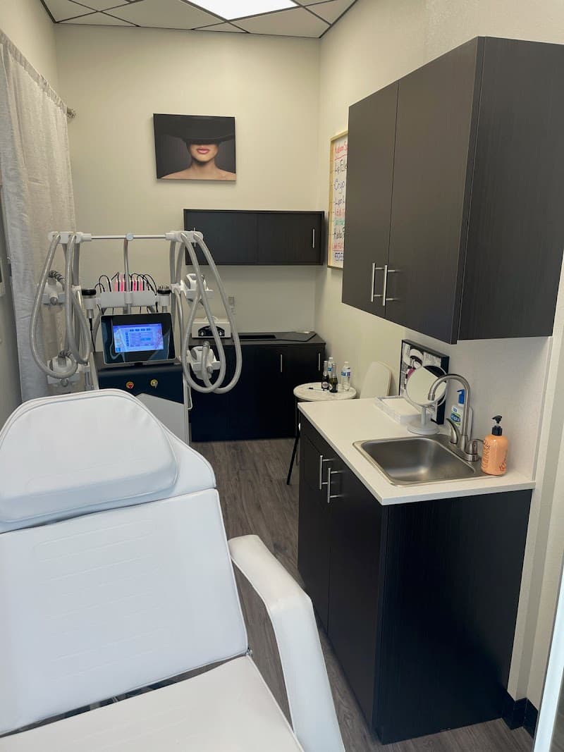 Hyaluron Spa & Cryotherapy Solutions Centerville photo