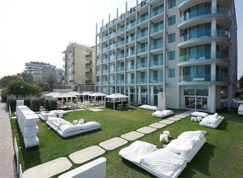 Rimini i-SUITE Hotel photo