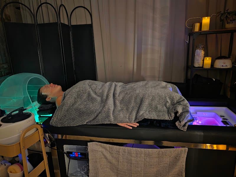 Ice & Glow Beauty and Wellness Center Arlington photo