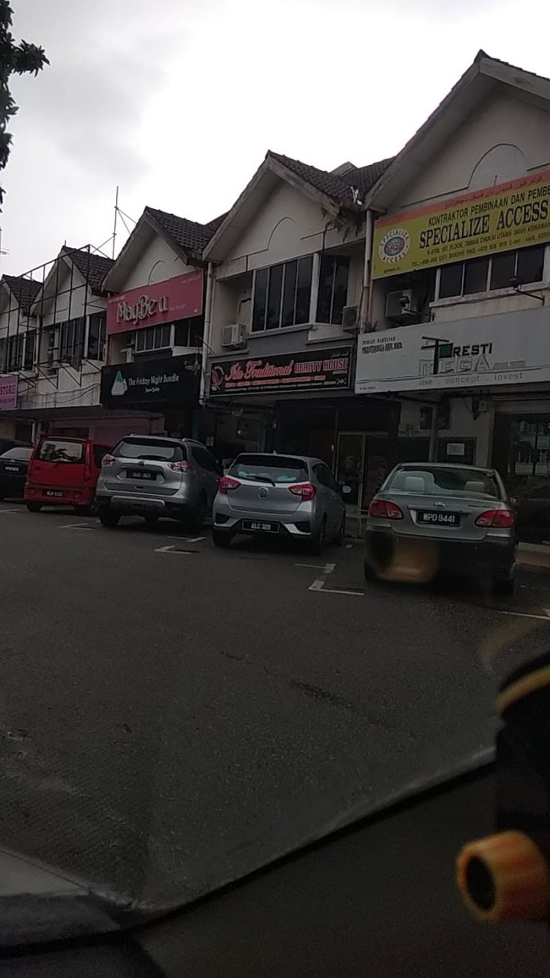 Ida Traditional Beauty House Cukai photo