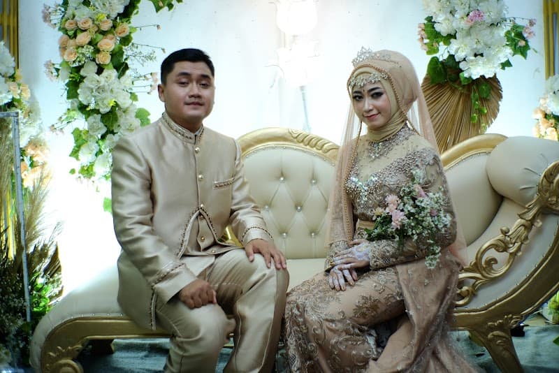 Indah Sari Griya Rias Pati photo