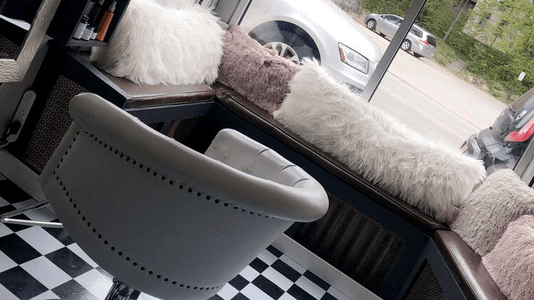 Indigo Moon Beauty Lake Placid photo