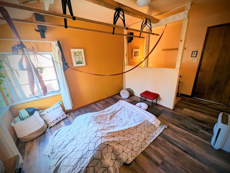 Iva Provias Lesh, LMT Pittsburgh photo