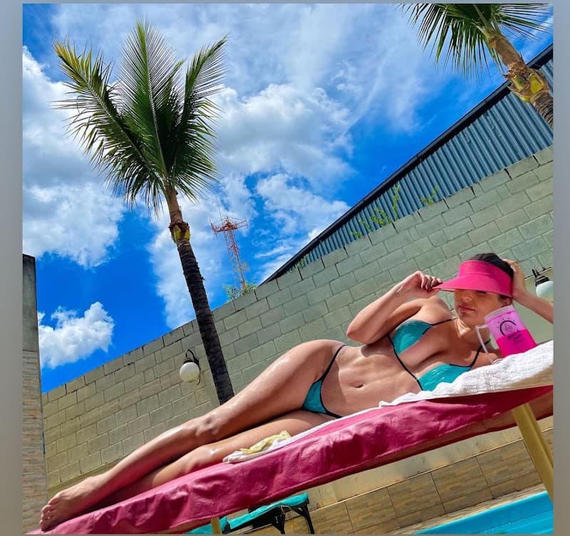 IVANi personal bronze Betim photo