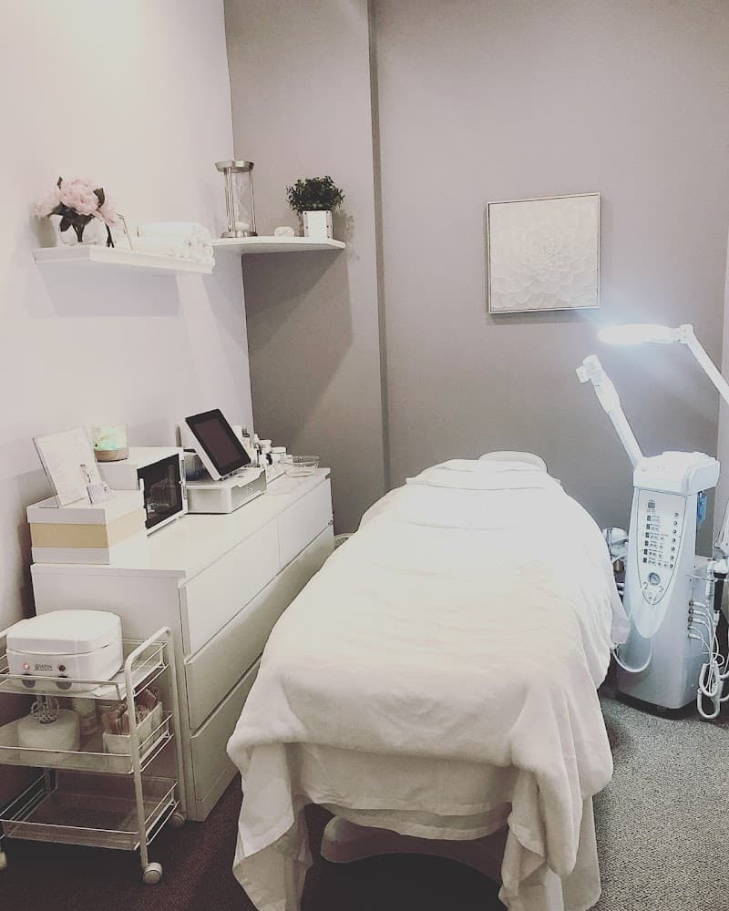 Izabela Skin Esthetics Grayslake photo