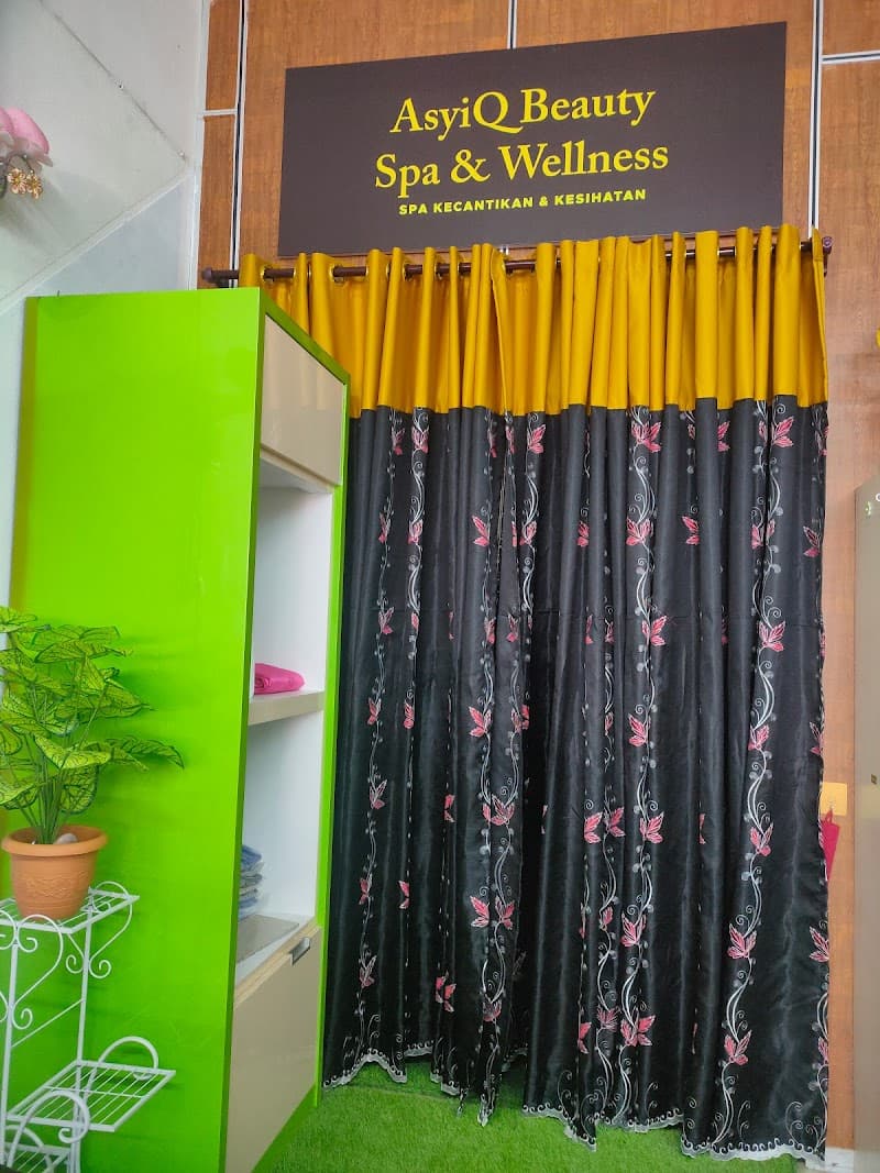 Izza Ashiqien Butik & Spa Bahau photo