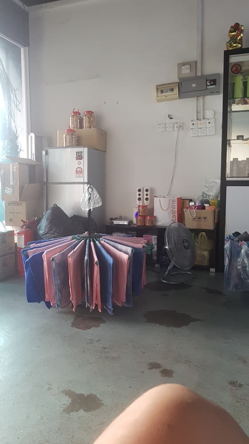 J Saloon Hair Studio | Penang Island Kulim photo