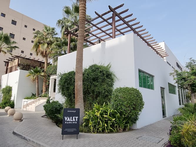 Jacques Dessange Salon and Spa Manama photo