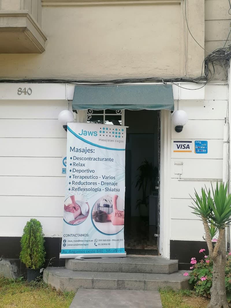 Jaws, masajistas ciegos San Isidro photo