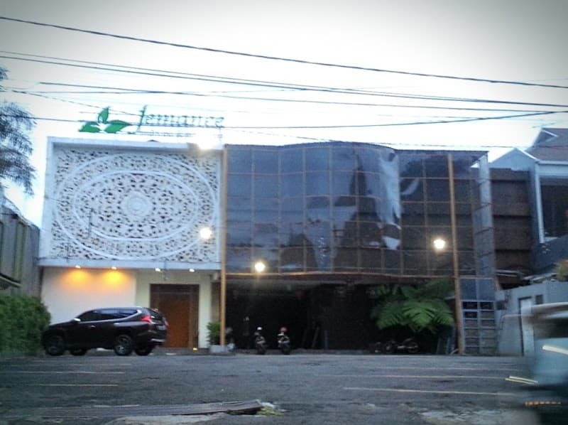 Jemanee Family Spa & Reflexology Bandung Kota photo