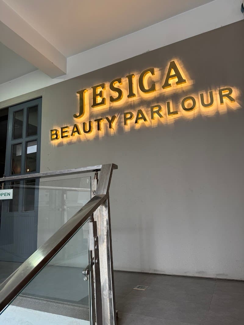 Jesica Beauty Parlour Black C photo