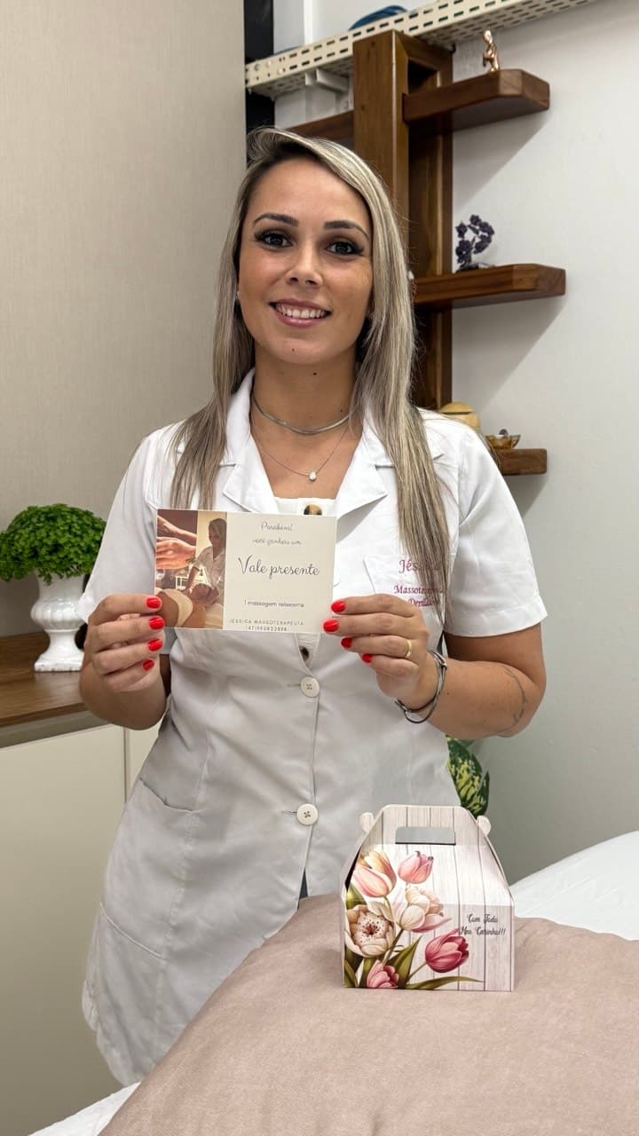 Jessica Massoterapeuta e depiladora Blumenau photo