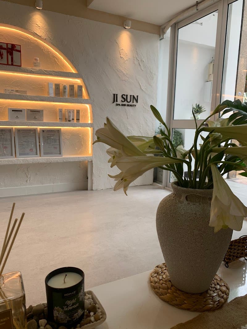 Ji Sun Spa & Beauty Quận 5 photo