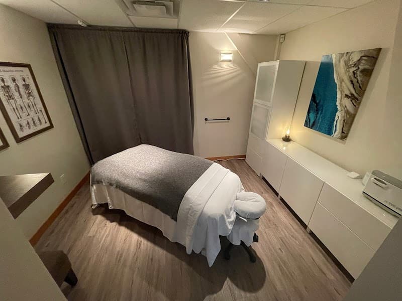 Joanne Tosh - Canmore Massage & Laser Therapist photo