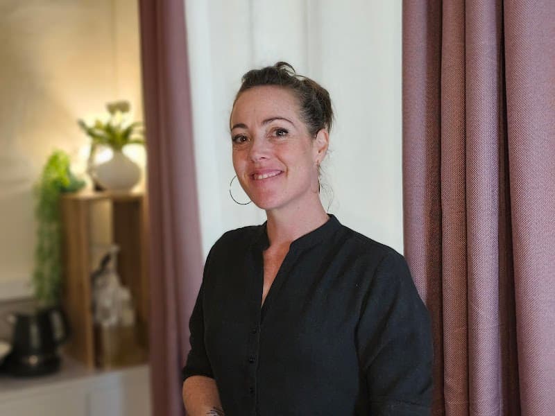 Julie Brumby Massage Bien-Être Bourg-en-Bresse photo