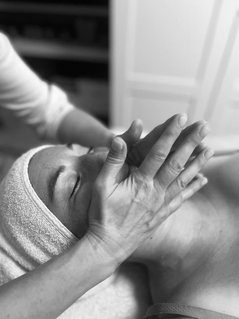 Julie Roisin Massothérapeute Wavre photo