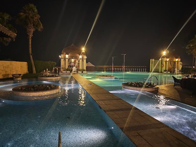 Jumeirah Messilah Beach Hotel & Spa Kuwait City photo