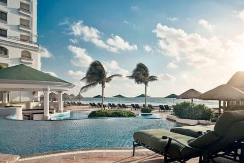 JW Marriott Cancun Resort & Spa photo