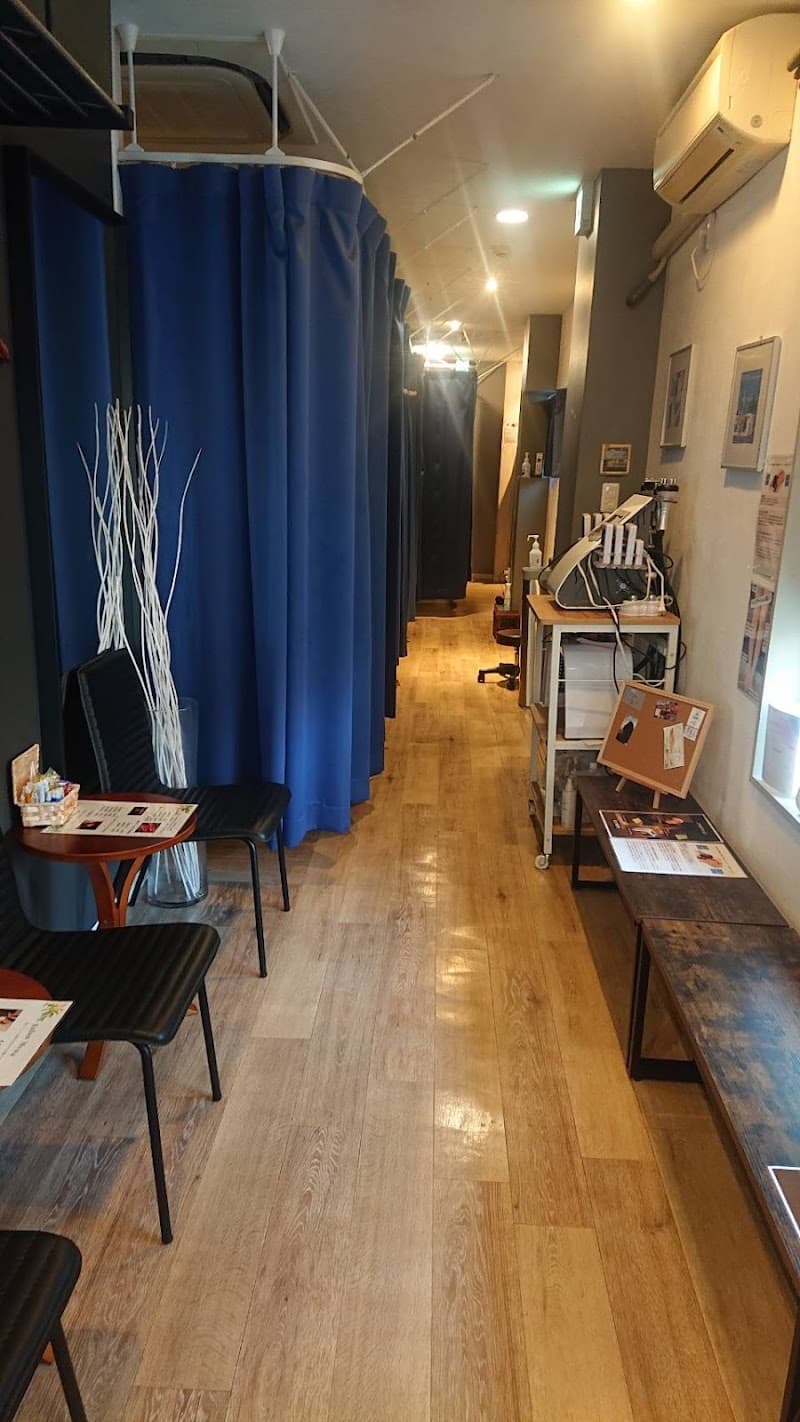 Kaimin Hogushi Salon Suimin Chuo Ward, Osaka photo