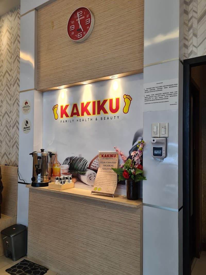 Kakiku Gagak Hitam Medan photo