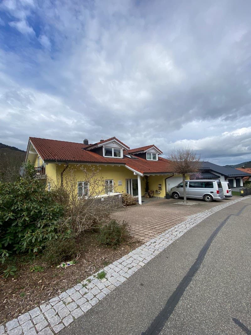 Katja Stehle, Privatpraxis für Krankengymnastik Bühlertal photo