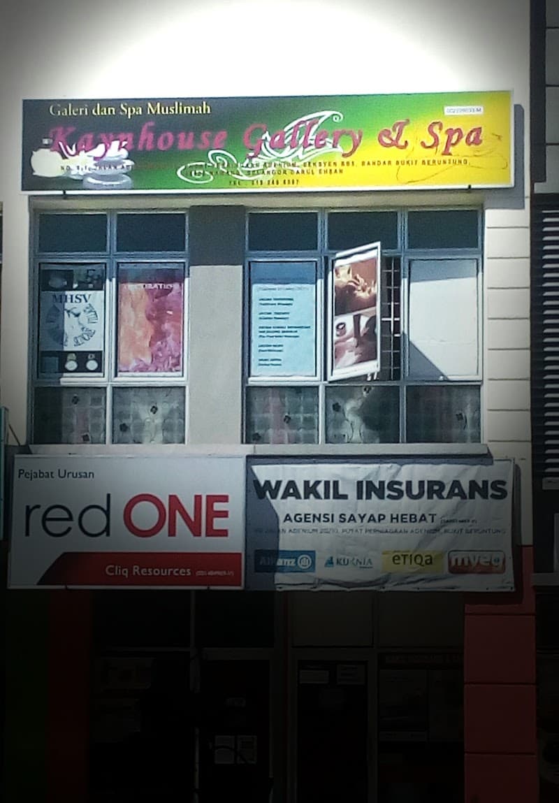 Kaynhouse Gallery & Spa Bukit Beruntung photo