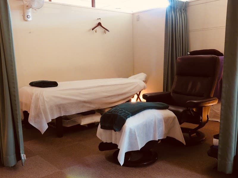 Kenkokan Massage Room Keio Department Store Shinjuku Store Tokyo photo