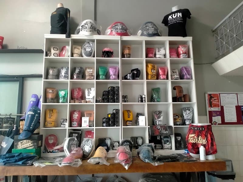 KH KL Shop Phum Mouy photo