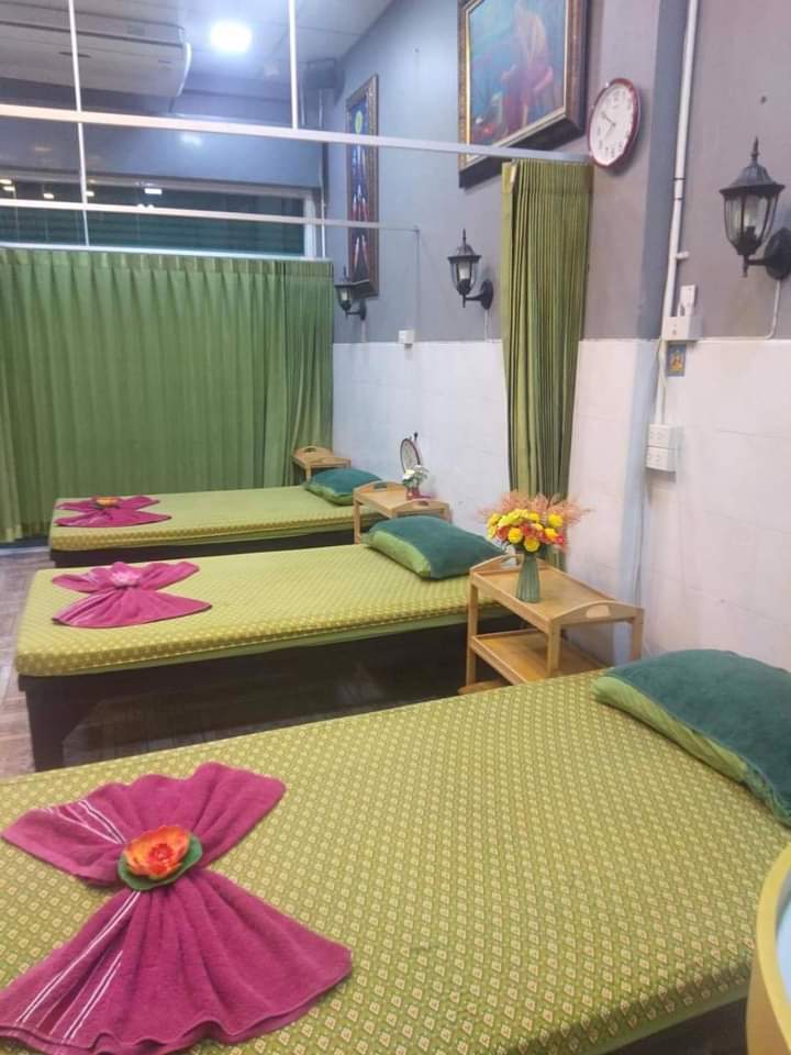Khun-Jha Thai Massage and Spa Samut Sakhon photo