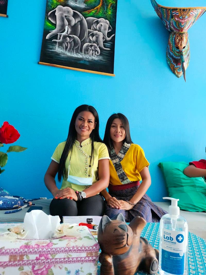 Khun Ying Traditional Thai Massage Bangkok photo